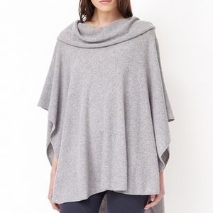 NWOT Soft Heathered Gray Fleece Knit Poncho With Cowl Neck